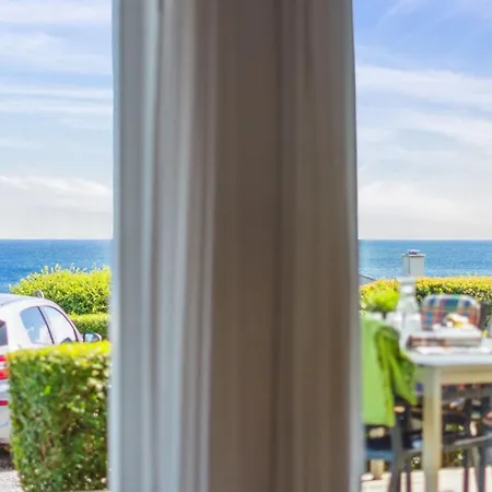 Apartment Helin - 100m From The Sea By Interhome