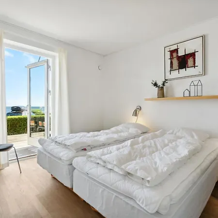 Helin - 100m From The Sea By Interhome Lejlighed